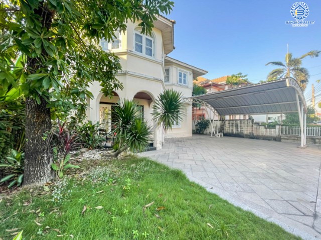 *****บ้านเดี่ยวมือสองย่านกรุงเทพฯ ม.ชวนชื่น ลาดพร้าว-รามอินทรา (ซ.สุคนธ์สวัสดิ์34) เนื้อที่กว้างขวางกว่า 87 ตร.ว. หลังใหญ่พร้อมอยู่  มีเฟอร์นิเจอร์บิ้วอินท์ทั้งหลัง! กับสุดยอดทำเล ใจกลางห้างฯ ชั้นนำฟังก์ชัน 5 ห้องนอน 3 ห้องน้ำ ที่จอดรถ 3 คัน บนทำเลแห่งการเดินทาง ใกล้ทางด่วน "ฉลองรัช"